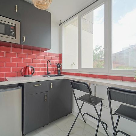 Апартаменты Complete 1Br With Balcony Only 5 Min. On Foot To Metro By Doorman Сент-Уан Экстерьер фото